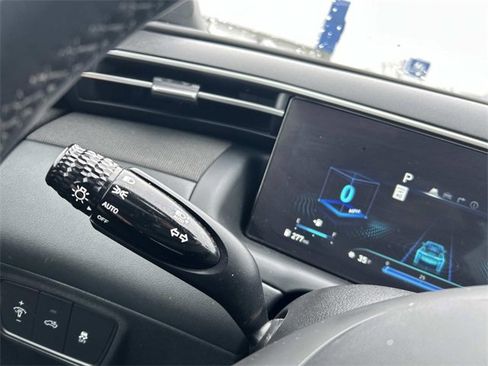 Certified 2024 Hyundai Santa Cruz Limited image 25