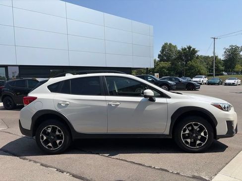 Used 2019 Subaru Crosstrek 2.0i Premium AWD/4WD image 2