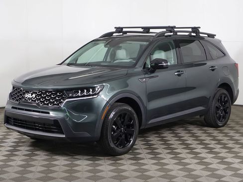 Used 2023 Kia Sorento S w/ Panoramic Sunroof Package AWD/4WD image 10