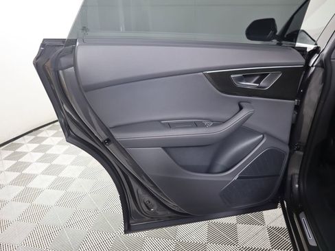 Used 2026 Audi Q8 Premium Plus w/ Premium Plus Package image 26