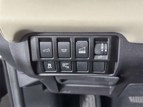 Used 2021 Subaru Ascent Limited image 19