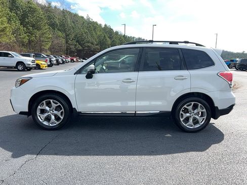 Used 2017 Subaru Forester 2.5i Touring image 8