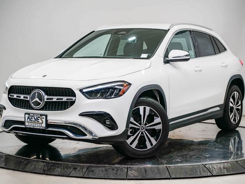 Certified 2026 Mercedes-Benz GLA 250 image 1