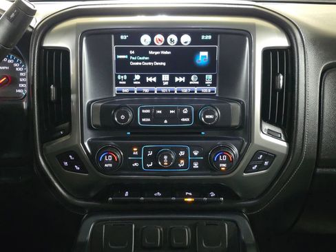 Used 2017 Chevrolet Silverado 1500 LTZ Z71 w/ Midnight Edition AWD/4WD image 29