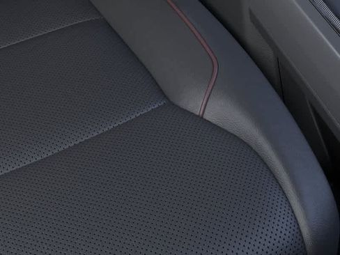 New 2026 Ford F250 Lariat w/ Black Appearance Package image 17