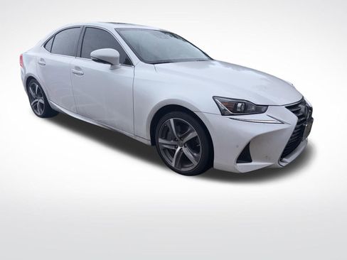 Used 2017 Lexus IS 300 AWD image 7