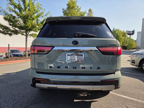 Used 2024 Toyota Sequoia Limited AWD/4WD image 7