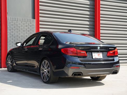 Used 2018 BMW M550i xDrive image 10