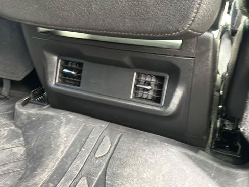 Used 2024 Chevrolet Silverado 1500 LT w/ Protection Package AWD/4WD image 19