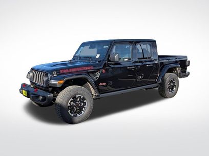 New 2026 Jeep Gladiator Rubicon w/ Steel Bumper Group