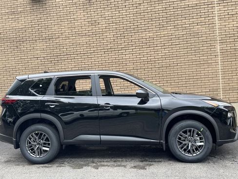 New 2026 Nissan Rogue S FWD image 6