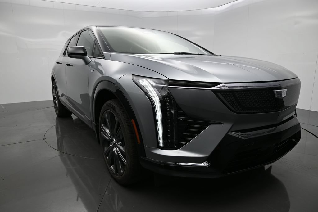 New 2027 Cadillac Optiq Premium Sport w/ LPO, Floor Liner Package AWD/4WD image 43