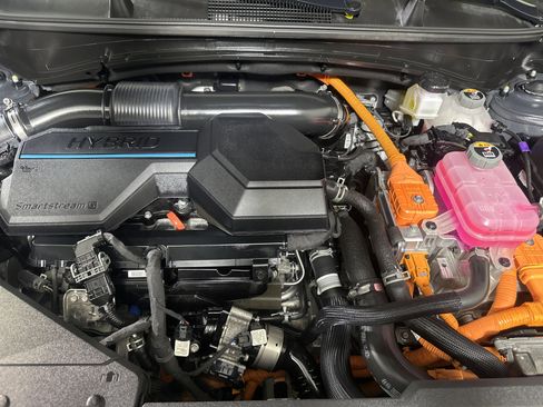 Used 2023 Kia Sportage EX image 25