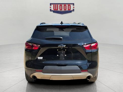 Used 2022 Chevrolet Blazer LT w/ Midnight/Sport Edition FWD image 3