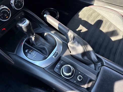 Used 2017 FIAT 124 Spider Abarth image 24