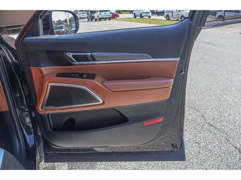 Used 2024 Kia Telluride EX X-Line image 14