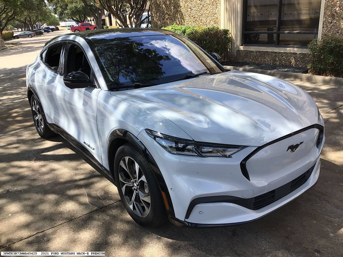 Used 2021 Ford Mustang Mach-E Premium RWD image 4