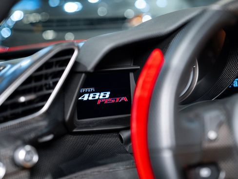 Used 2020 Ferrari 488 Pista Coupe image 6