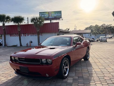 Used 2012 Dodge Challenger SXT Plus RWD image 14