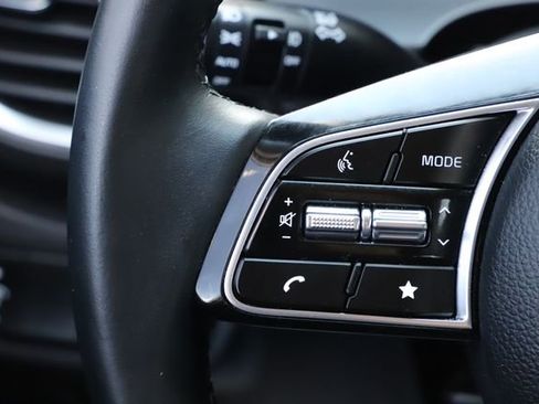 Used 2025 Kia Seltos S FWD image 22