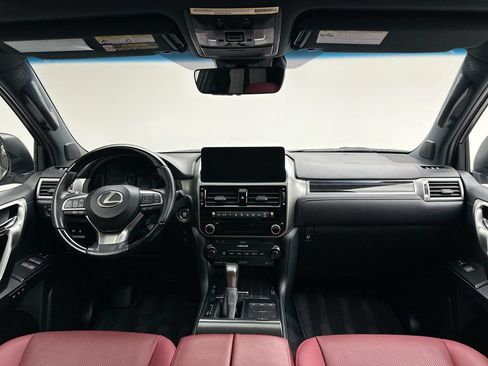 Used 2023 Lexus GX 460 Premium w/ Accessory Package AWD/4WD image 21