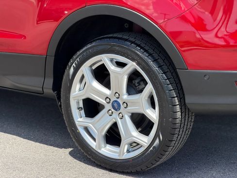 Used 2019 Ford Escape Titanium FWD image 49