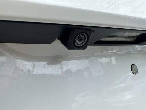 Used 2018 Subaru Forester 2.5i w/ Alloy Wheel Package image 10