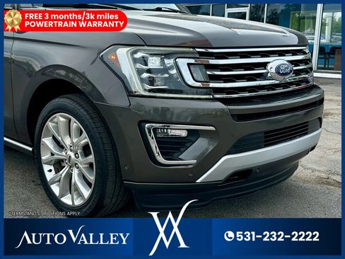 Used 2019 Ford Expedition Limited w/ Equipment Group 302A AWD/4WD image 10