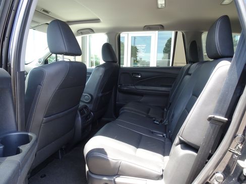 Used 2016 Honda Pilot EX-L image 8