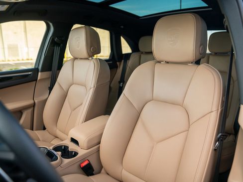 New 2026 Porsche Macan S image 5