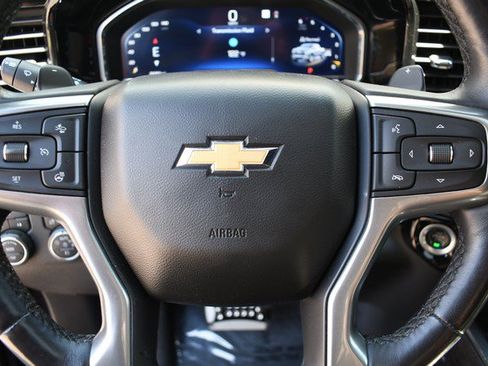 Used 2022 Chevrolet Silverado 1500 LTZ w/ Technology Package AWD/4WD image 31