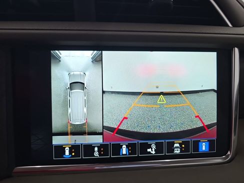 Used 2023 GMC Yukon Denali image 44