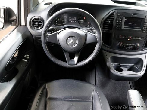 Used 2017 Mercedes-Benz Metris Passenger image 12