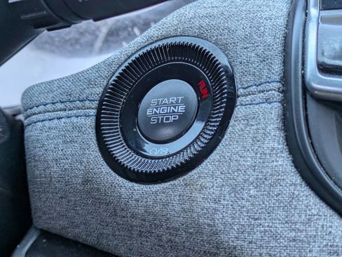 Used 2023 Jeep Compass Latitude image 25