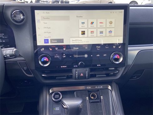 Used 2024 Lexus GX 550 image 21