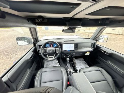 New 2025 Ford Bronco Badlands image 23
