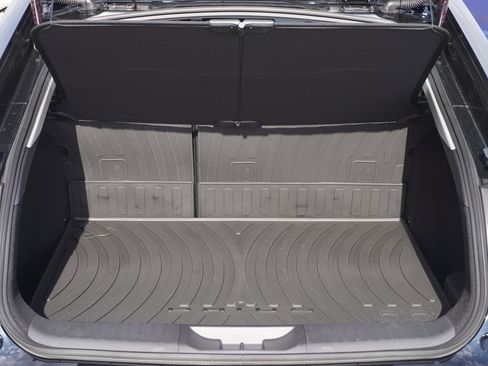 New 2026 Toyota Prius XLE image 5