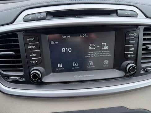 Used 2017 Kia Sorento LX w/ LX Convenience Package image 15