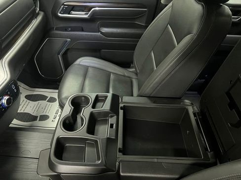 Used 2025 GMC Sierra 3500 SLT image 32