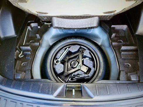 Used 2018 Subaru Forester 2.5i Limited image 6