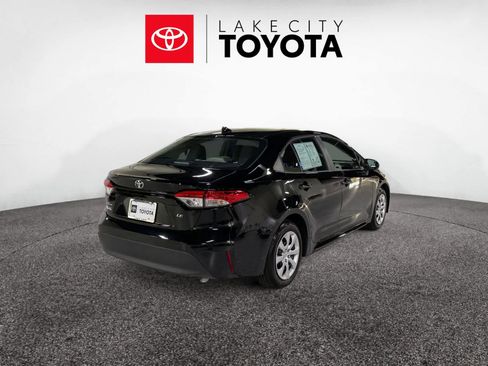 Used 2026 Toyota Corolla LE image 7
