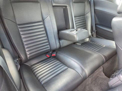 Used 2010 Dodge Challenger R/T RWD image 20