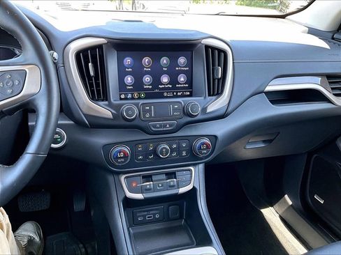 Used 2024 GMC Terrain Denali AWD/4WD image 19