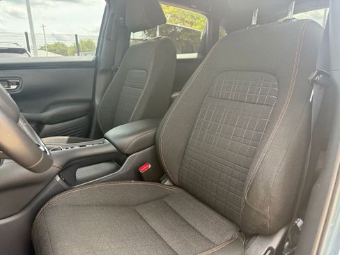 Used 2024 Honda HR-V Sport image 11