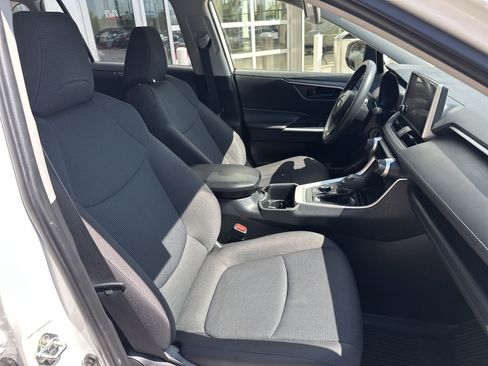 Certified 2023 Toyota RAV4 LE AWD/4WD image 27