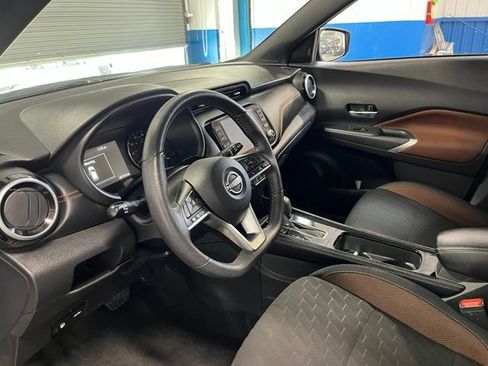 Used 2024 Nissan Kicks SR FWD image 22
