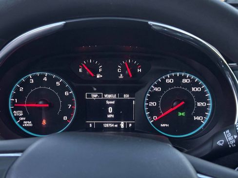 Used 2020 Chevrolet Malibu LT FWD image 23