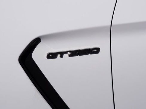 Used 2016 Ford Mustang Shelby GT350 w/ Technology Package image 11