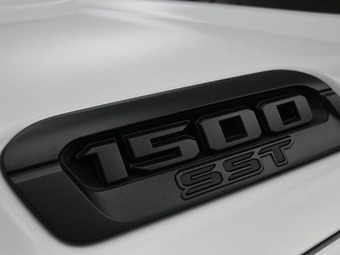 Used 2025 RAM 1500 Big Horn image 35