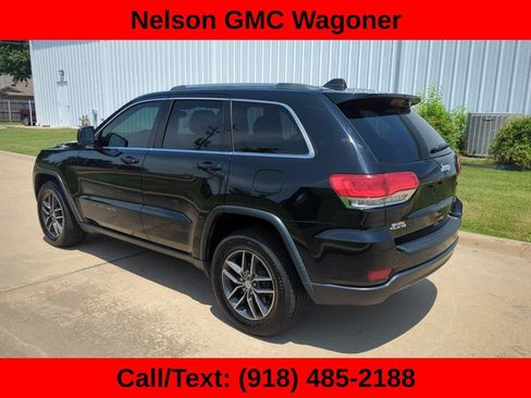 Used 2018 Jeep Grand Cherokee Laredo AWD/4WD image 8